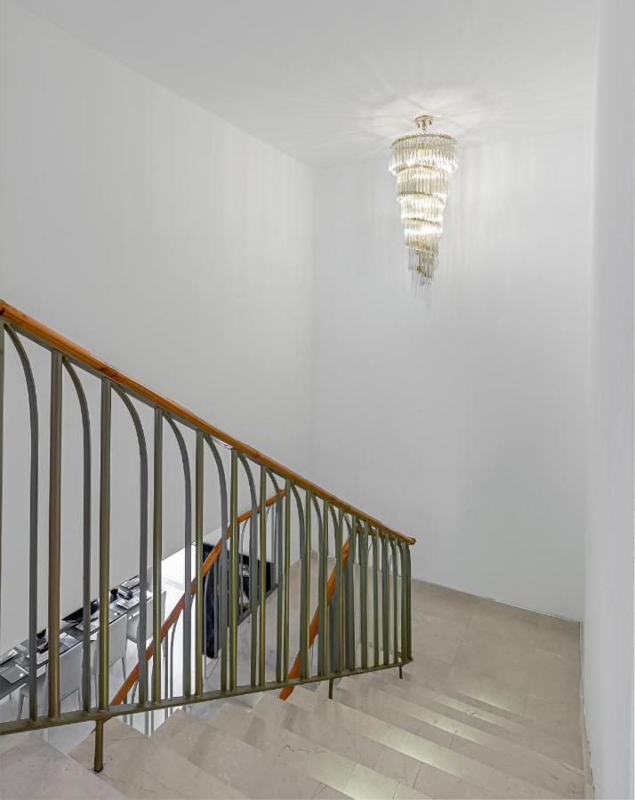 Royal Residences By Design Union Aliayabiagba المظهر الخارجي الصورة